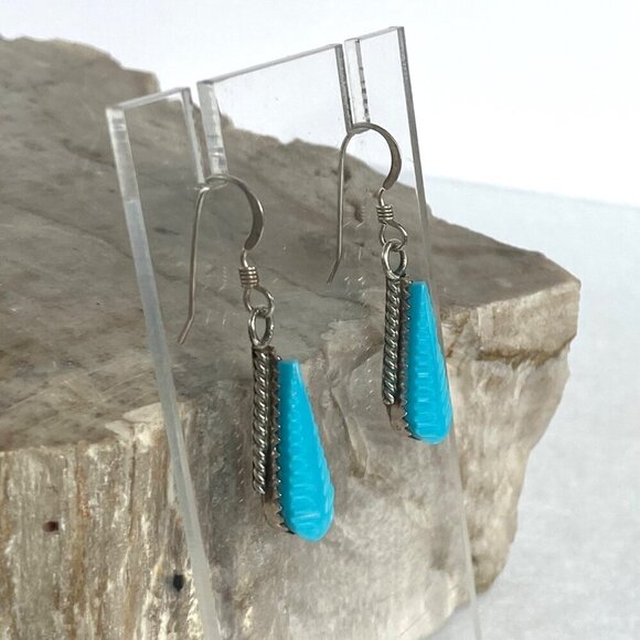 Sterling Silver 925 Dainty Southwest Style Carved Blue Leaf Dangle Earrings - Picture 2 of 16